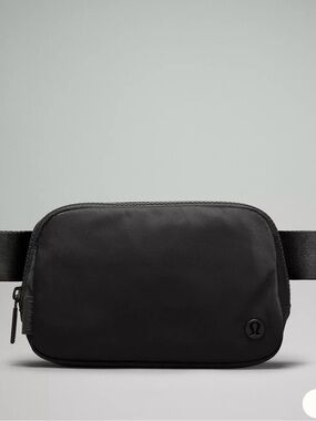 lululemon Everywhere Belt Bag 1L